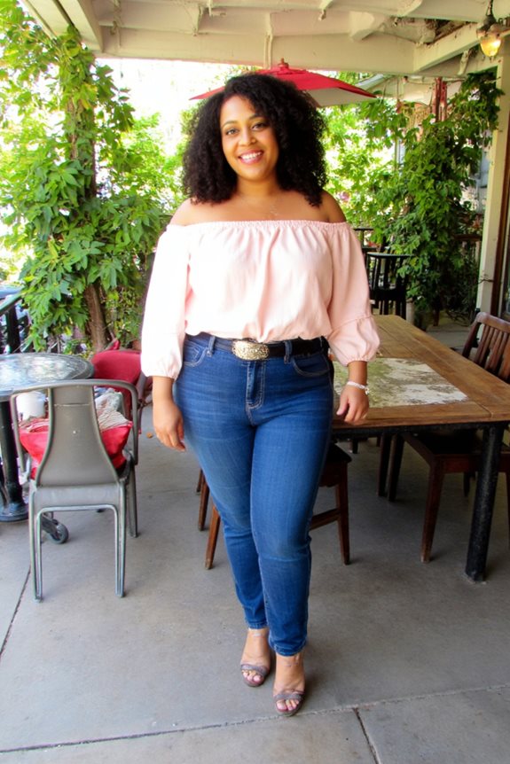 plus size first date outfit ideas. effortless chic outfit combination